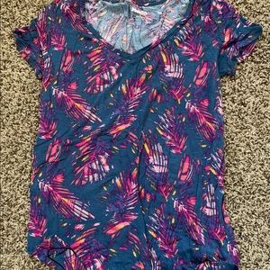 Like new small printed MUDD shirt